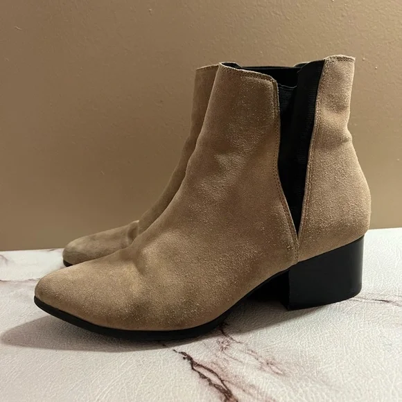 Urban Outfitters Tan Suede Leather Pull On Chelse Boot UO Double Crepe Suede Chelsea Boot | Urban Outfitters main image 4